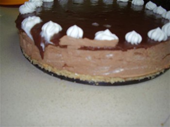 עוגת מוס שוקולד וחלווה