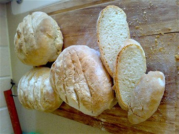 לחם כפרי איטלקי
