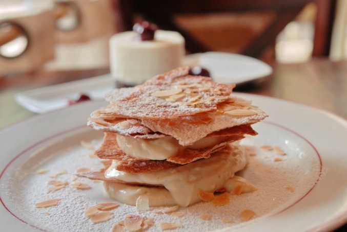 אלף דפי אהבה